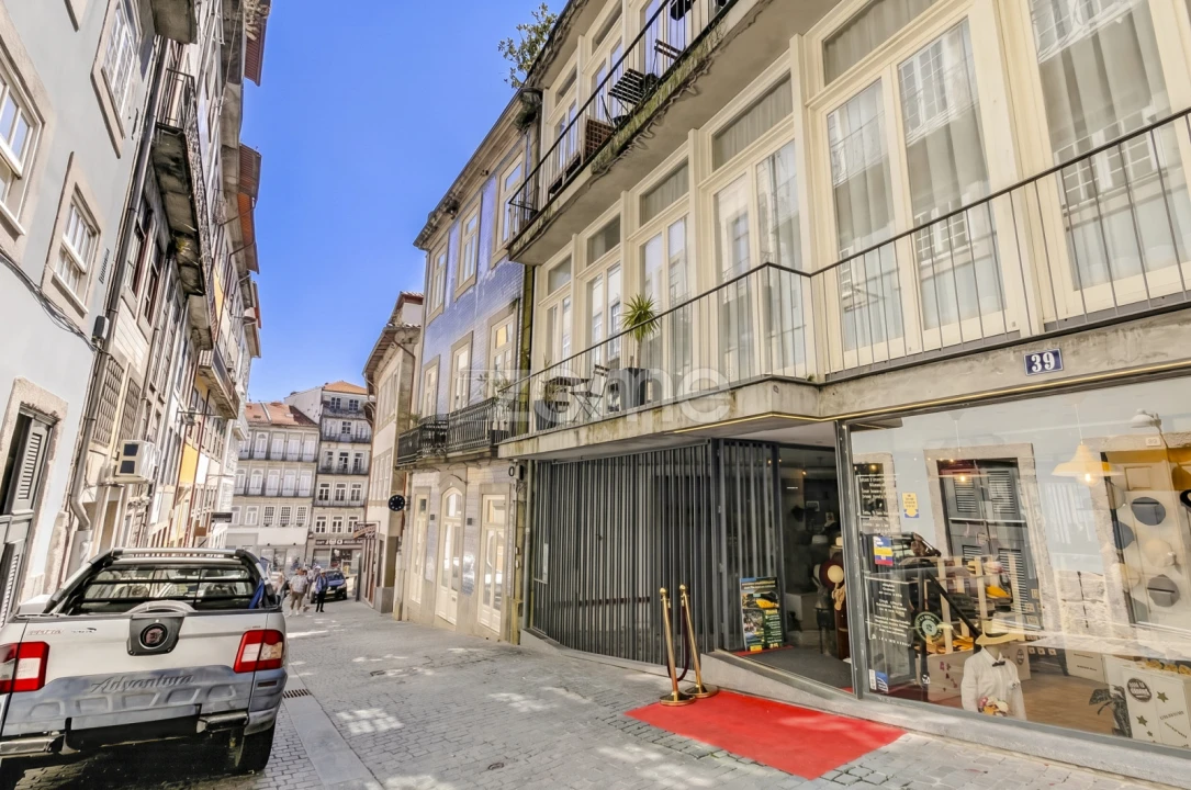 Apartamento T3 para Venda em Cedofeita, Santo Ildefonso, Sé, Miragaia, São Nicolau e Vitória Foto 27