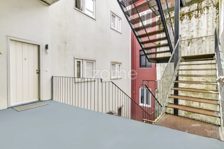 Apartamento T3 para Venda em Cedofeita, Santo Ildefonso, Sé, Miragaia, São Nicolau e Vitória Foto 32
