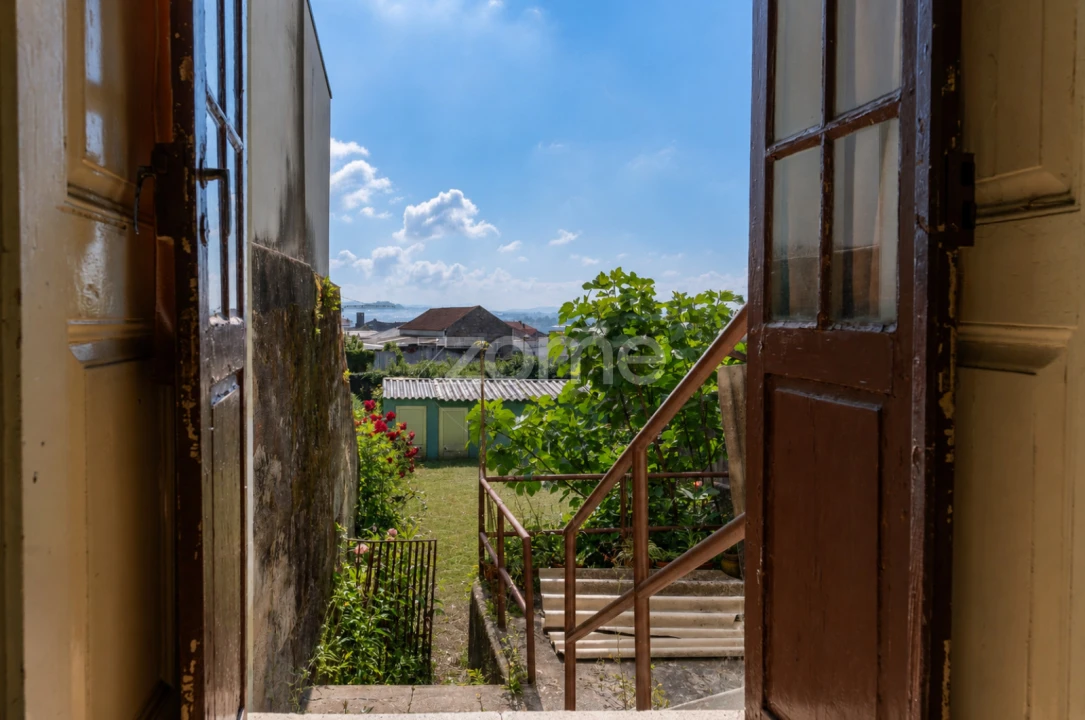 Moradia T7 para Venda em Bonfim Foto 3