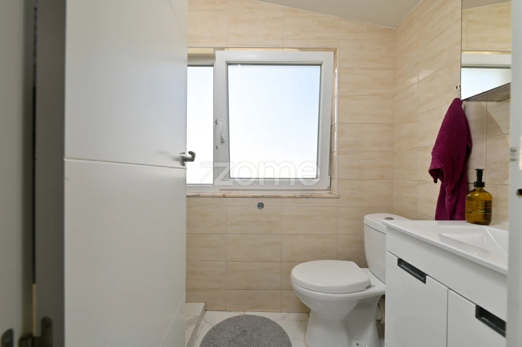 Apartamento T3 para Venda em Alcabideche Foto 18