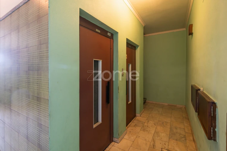 Apartamento T2 para Venda em Amora Foto 9