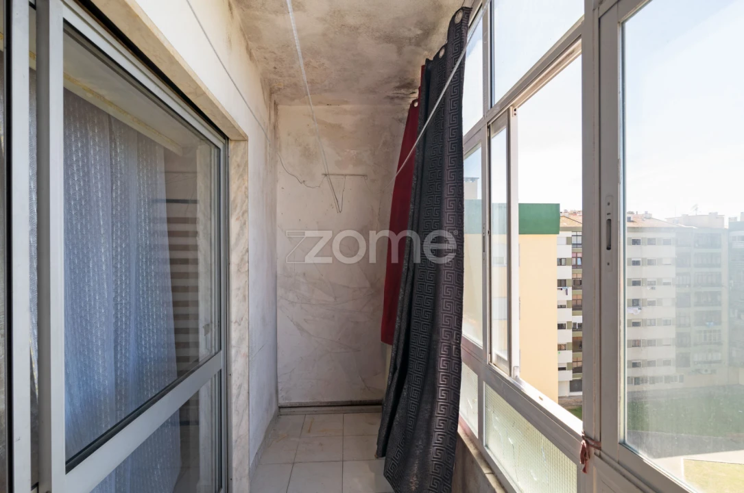 Apartamento T2 para Venda em Amora Foto 16