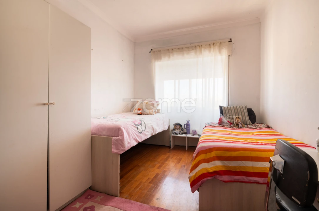 Apartamento T2 para Venda em Amora Foto 22