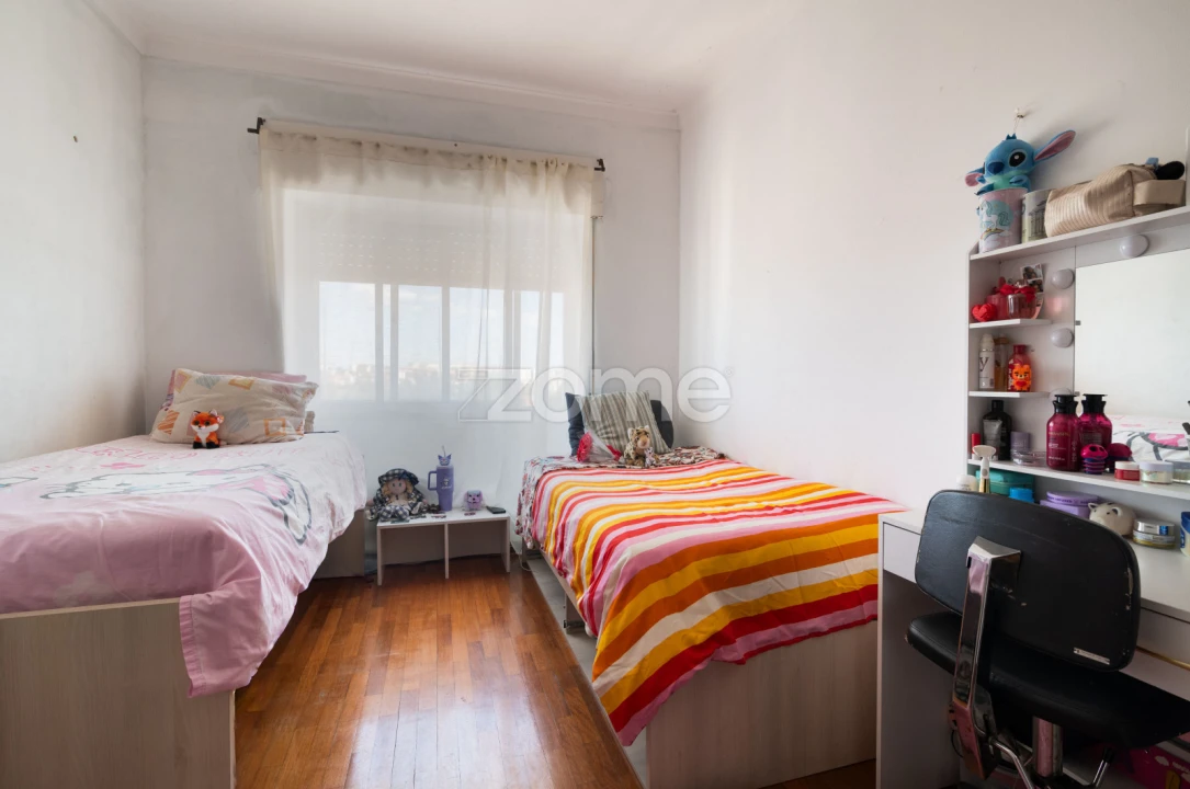 Apartamento T2 para Venda em Amora Foto 23