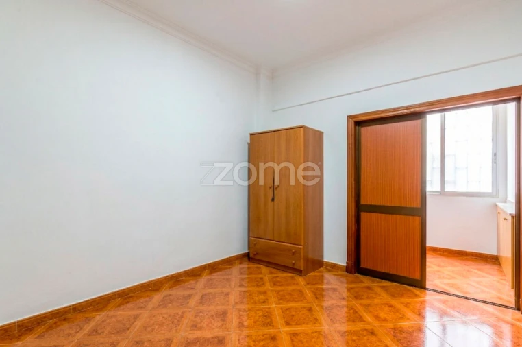 Apartamento T1 para Venda em Águas Livres Foto 9