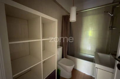 Apartamento T1 para Venda em Santo Antonio dos Olivais