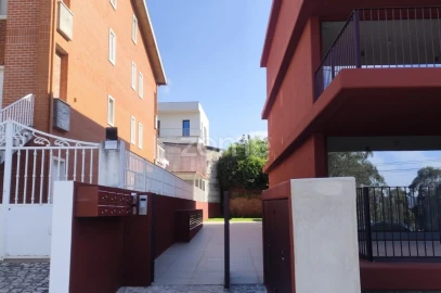 Apartamento T2 para Venda em Santo Antonio dos Olivais