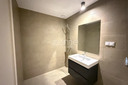 Apartamento T2 para Venda em Santo Antonio dos Olivais