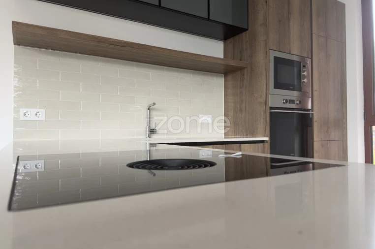 Apartamento T2 para Venda em Santo Antonio dos Olivais Foto 7