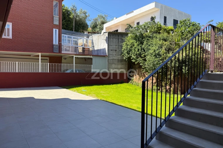 Apartamento T2 para Venda em Santo Antonio dos Olivais Foto 28