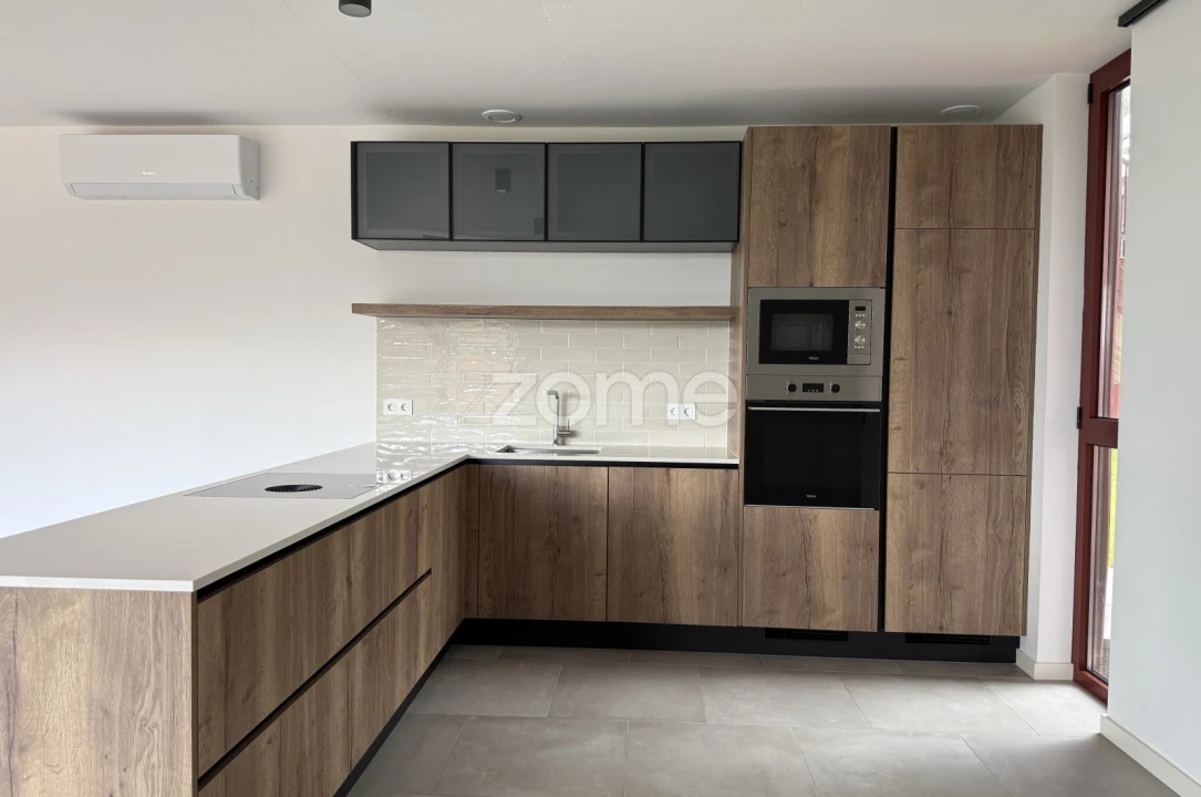 Apartamento T2 para Venda em Santo Antonio dos Olivais Foto 5