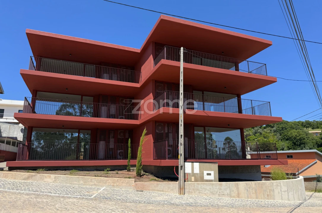 Apartamento T2 para Venda em Santo Antonio dos Olivais Foto 2