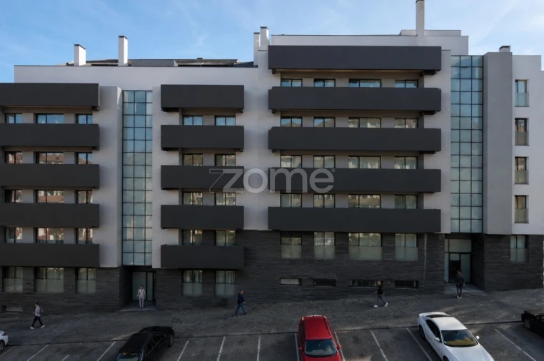 Apartamento T2 para Venda em Viseu Foto 14
