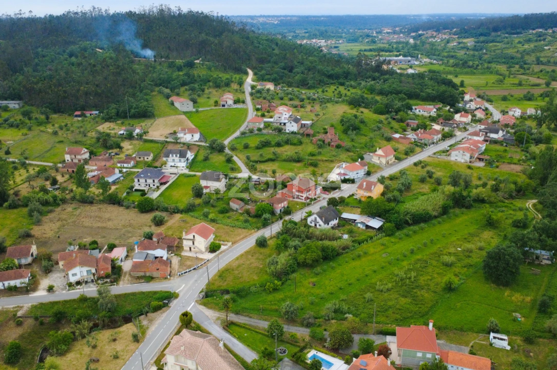 Moradia T4 para Venda em Vermoil Foto 6