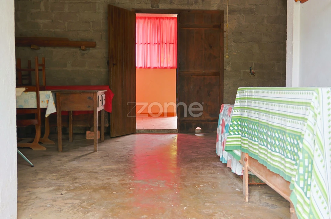 Moradia T4 para Venda em Vermoil Foto 23