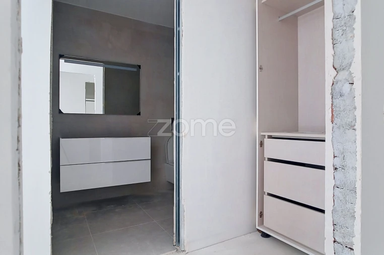 Apartamento T3 para Venda em Santo Antonio dos Olivais Foto 17