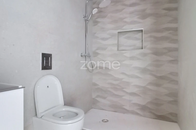 Apartamento T3 para Venda em Santo Antonio dos Olivais Foto 19