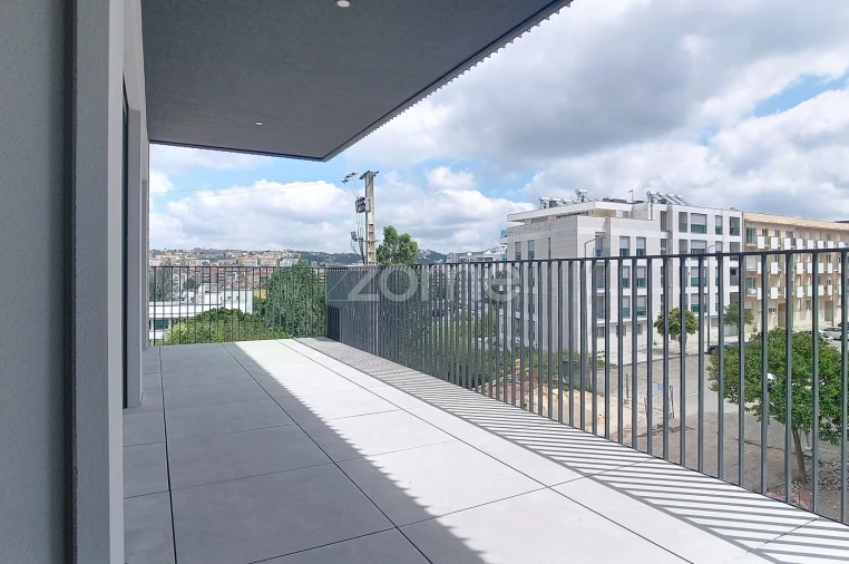 Apartamento T3 para Venda em Santo Antonio dos Olivais Foto 22