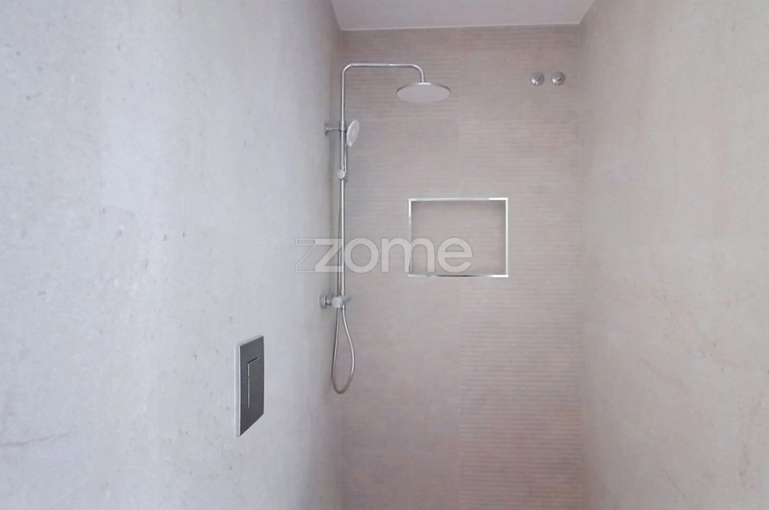 Apartamento T3 para Venda em Santo Antonio dos Olivais Foto 14