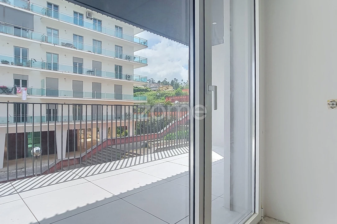 Apartamento T3 para Venda em Santo Antonio dos Olivais Foto 20