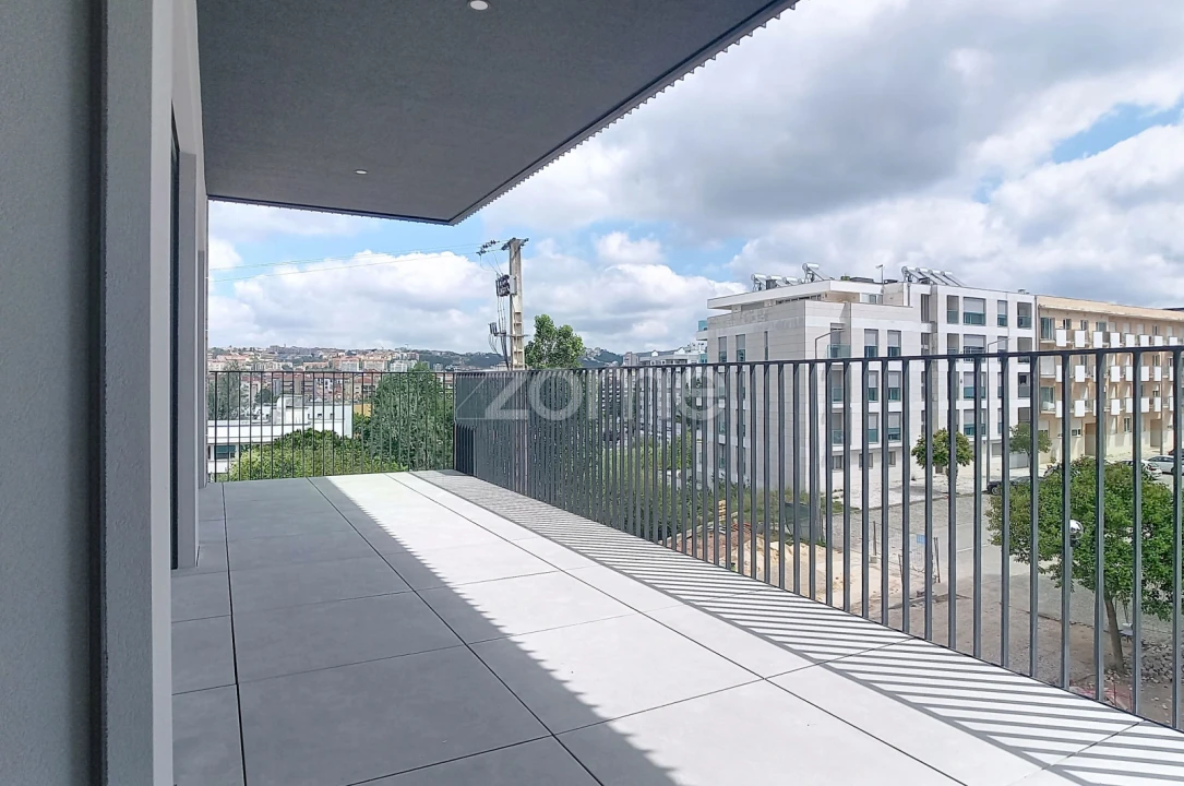 Apartamento T3 para Venda em Santo Antonio dos Olivais Foto 22