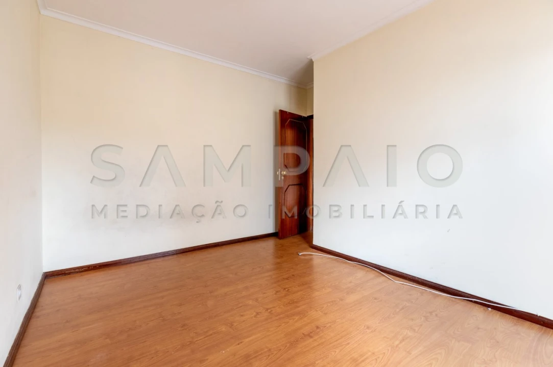 Apartamento T3 para Venda em Rio Tinto Foto 31
