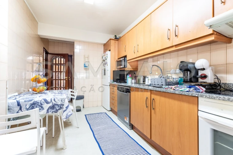 Apartamento T3 para Venda em Rio Tinto Foto 17