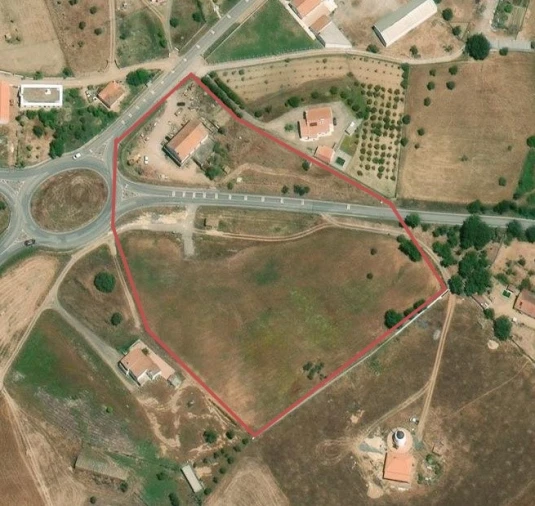 Moradia T9 para Venda em Garvão e Santa Luzia Planta 1