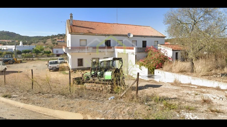 Moradia T9 para Venda em Garvão e Santa Luzia