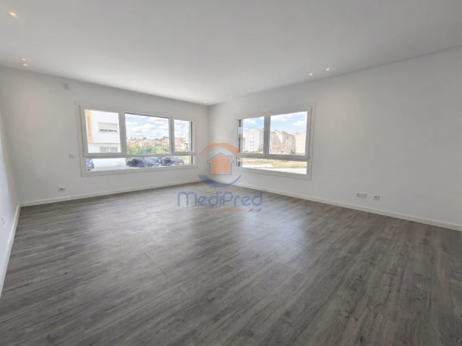 Apartamento T1 para Venda em Montijo e Afonsoeiro Foto 2
