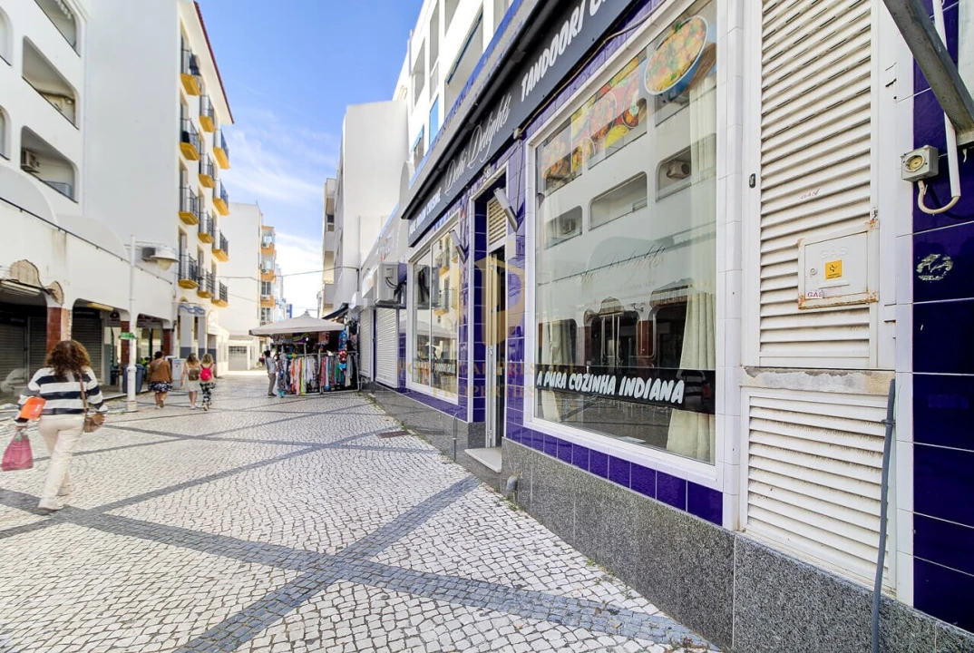 Loja para Venda em Monte Gordo Foto 16