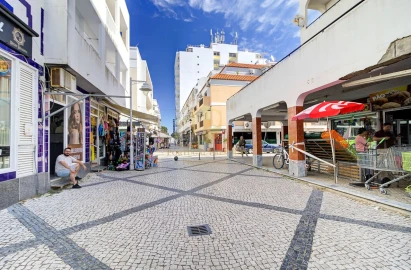 Loja para Venda em Monte Gordo