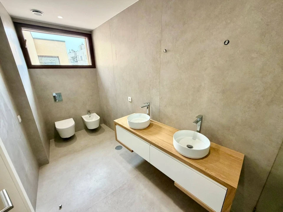 Moradia T4 para Venda em São Felix da Marinha Foto 29
