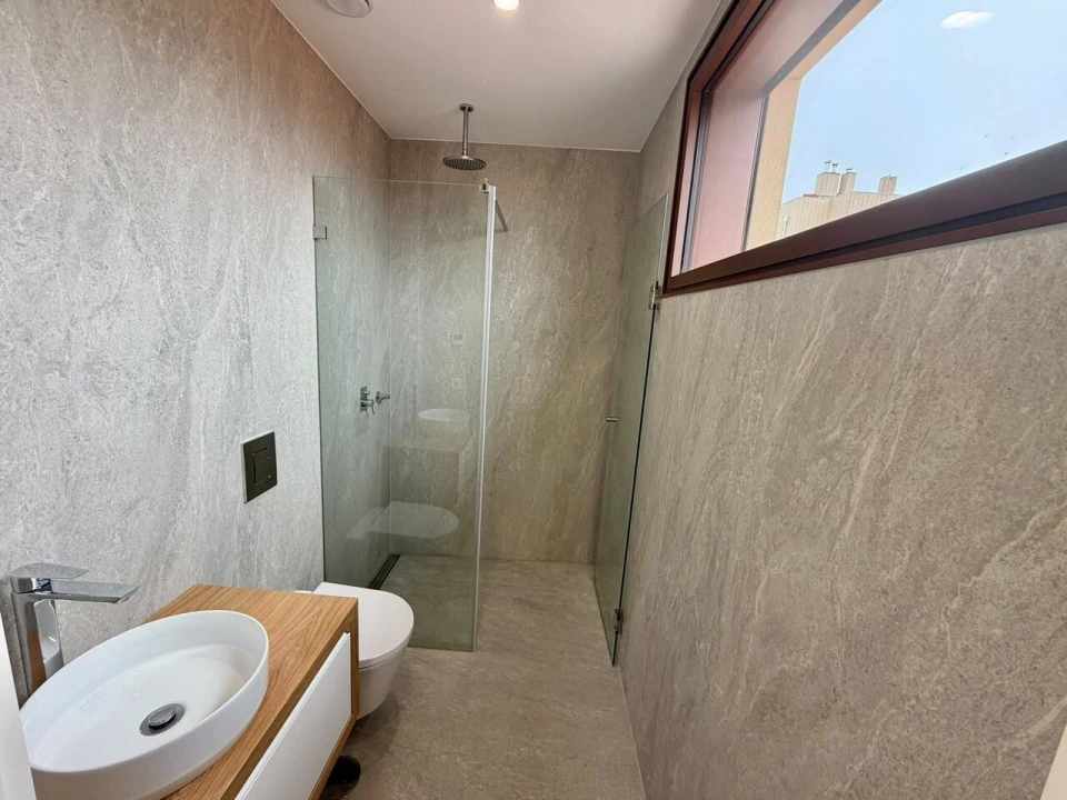 Moradia T4 para Venda em São Felix da Marinha Foto 36