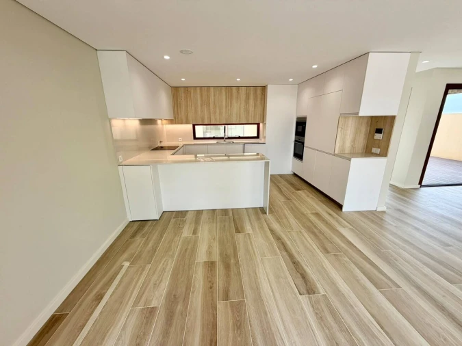 Moradia T4 para Venda em São Felix da Marinha Foto 20