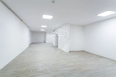 Loja para Venda em Mina de Água