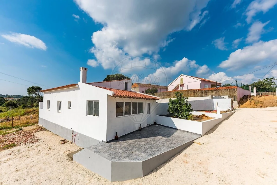 Moradia T1 para Venda em Manique do Intendente, Vila Nova de São Pedro e Maçussa Foto 16