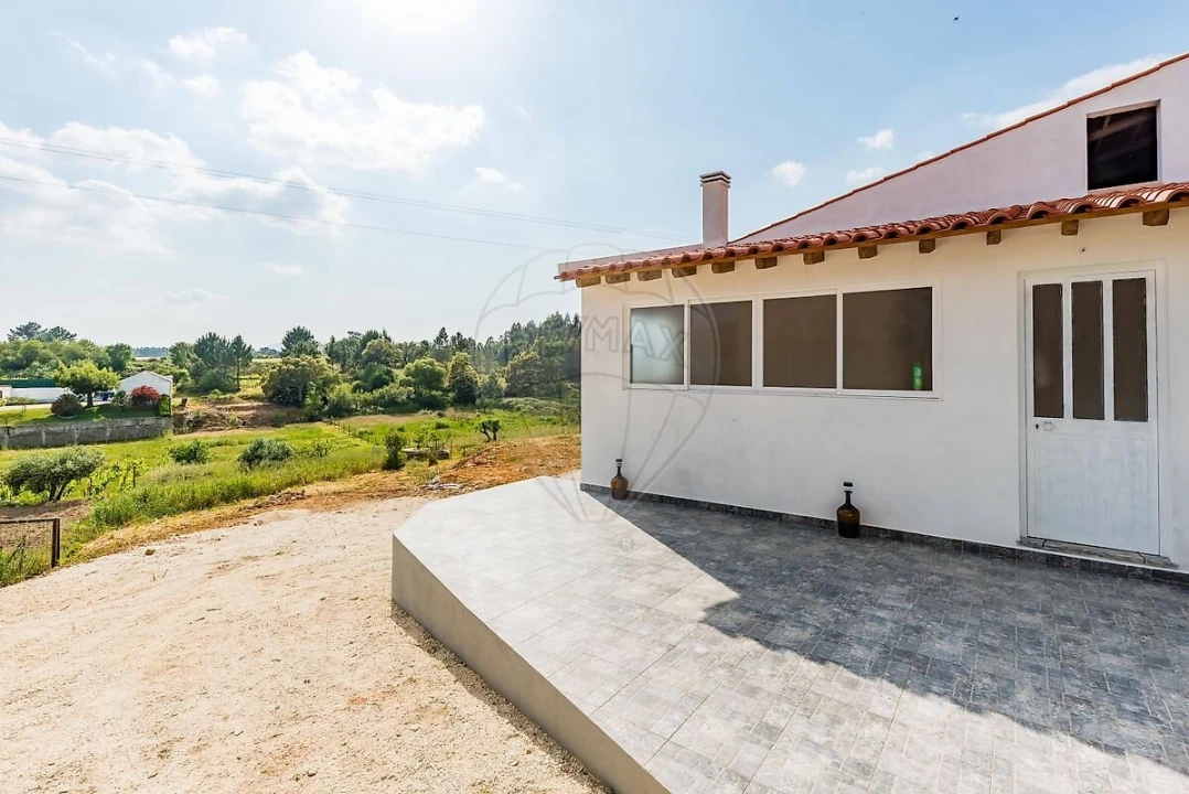 Moradia T1 para Venda em Manique do Intendente, Vila Nova de São Pedro e Maçussa Foto 18