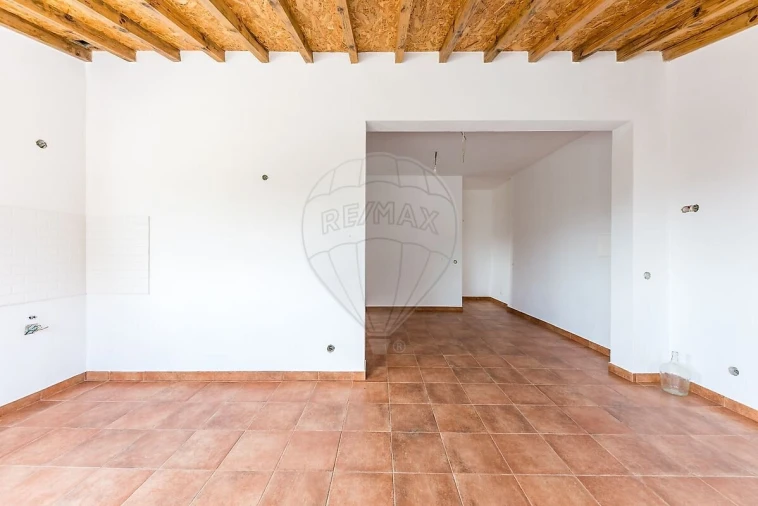 Moradia T1 para Venda em Manique do Intendente, Vila Nova de São Pedro e Maçussa Foto 4