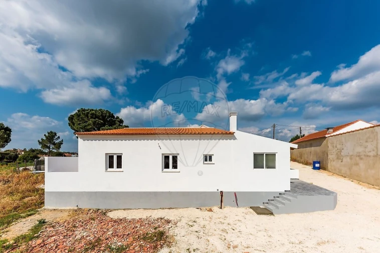 Moradia T1 para Venda em Manique do Intendente, Vila Nova de São Pedro e Maçussa Foto 17