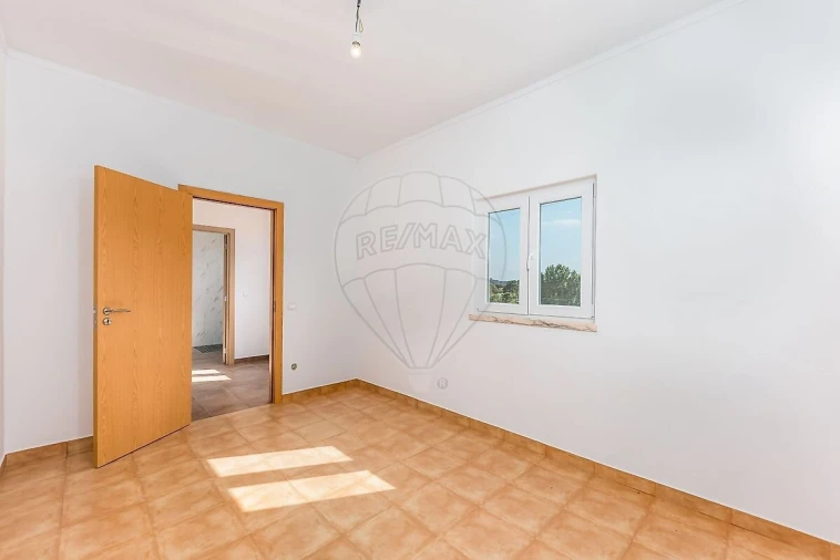 Moradia T1 para Venda em Manique do Intendente, Vila Nova de São Pedro e Maçussa Foto 6