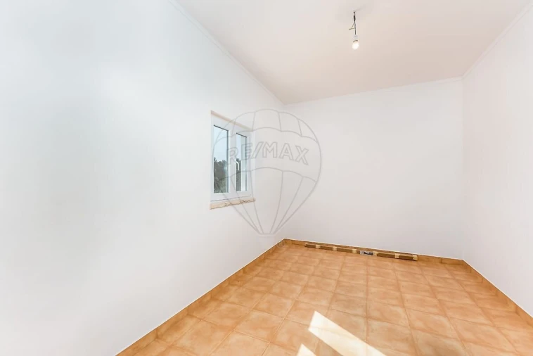 Moradia T1 para Venda em Manique do Intendente, Vila Nova de São Pedro e Maçussa Foto 7
