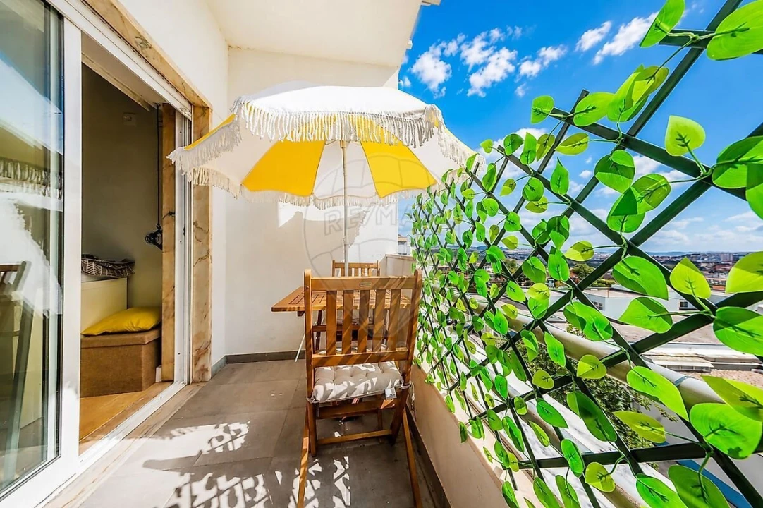 Apartamento T2 para Venda em Águas Livres Foto 3