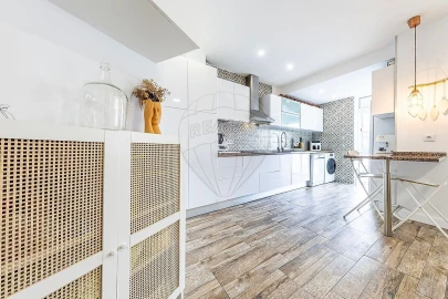 Apartamento T2 para Venda em Águas Livres