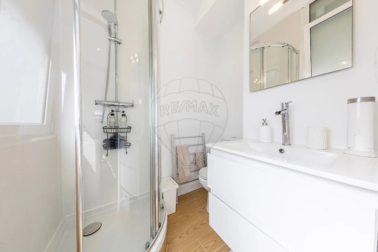 Apartamento T2 para Venda em Águas Livres Foto 27