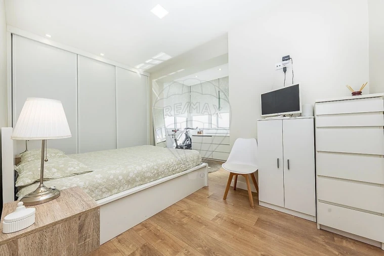 Apartamento T2 para Venda em Águas Livres Foto 23