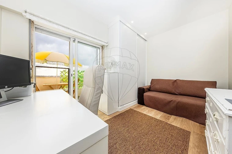 Apartamento T2 para Venda em Águas Livres Foto 30