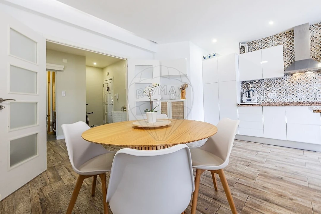 Apartamento T2 para Venda em Águas Livres Foto 17