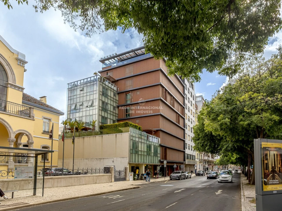Apartamento T3 para Venda em Avenidas Novas Foto 9