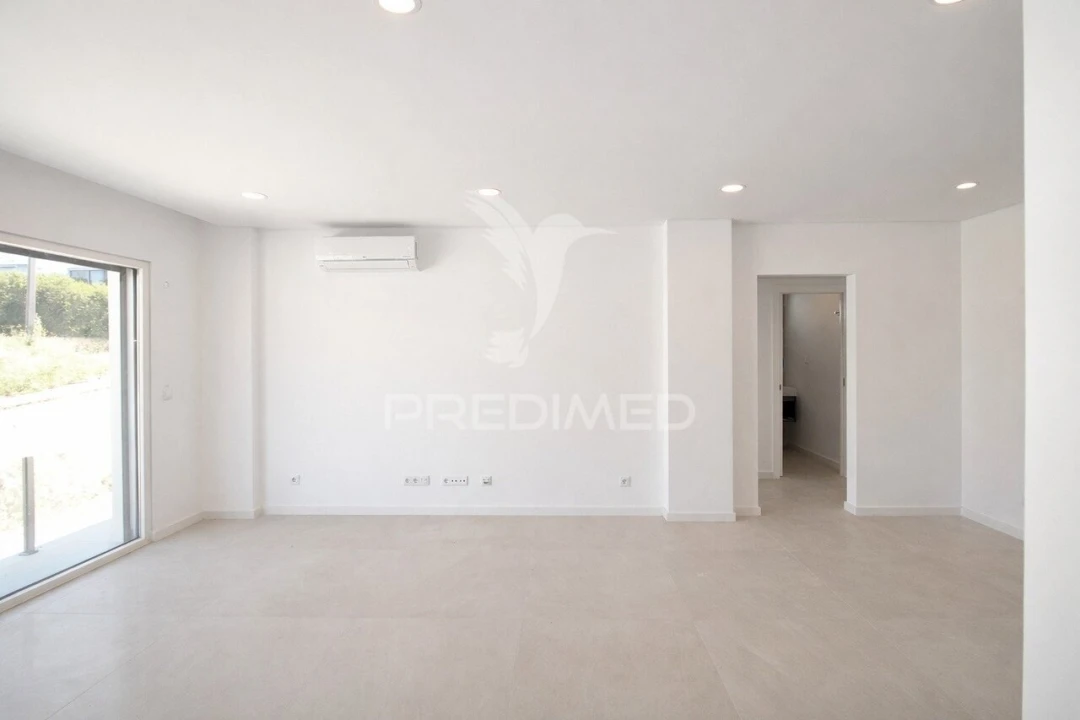 Apartamento T2 para Venda em Charneca de Caparica e Sobreda Foto 4